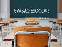 Evasão escolar de crianças e adolescente aumenta 171% na pandemia, diz estudo