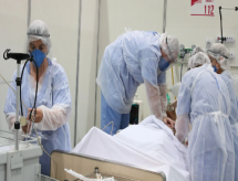 Sem definição do MEC, faculdades negam formatura antecipada de novos médicos para atuarem na pandemia