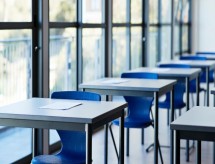 Cursos de universidades públicas têm desempenho 2 vezes melhor que privadas