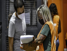 Após interrupção do Auxílio Emergencial, 56% dos estudantes adiaram planos de ir à Universidade