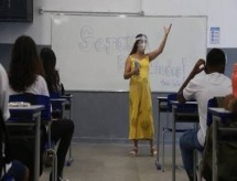 'Governo não pode forçar volta de aulas presenciais nos estados', diz presidente do Consed