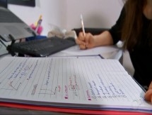 Outro projeto sobre 'homeschooling', de deputadas bolsonaristas, propõe mudança no Código Penal