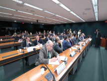 Câmara debate qualidade dos cursos de medicina no Brasil