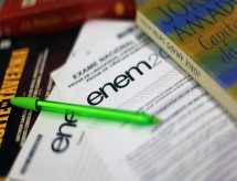 Indefinição do Enem expõe calamidade no ensino em época de pandemia